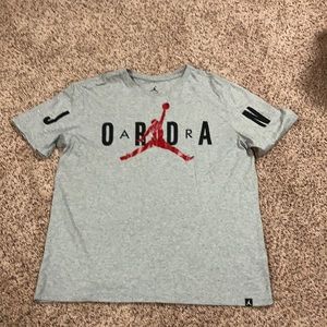 Nike Jordan grey black red Xl t shirt